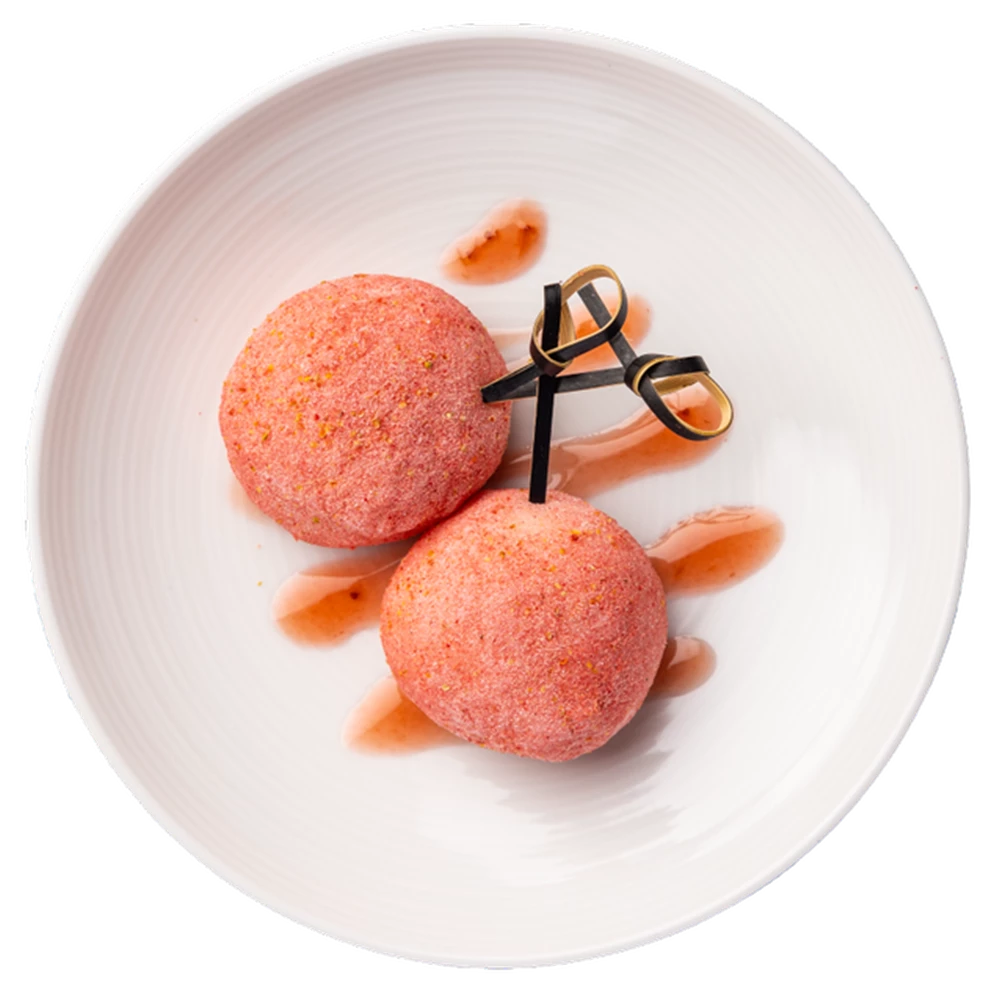 strawberry cheesecake little moons mochi