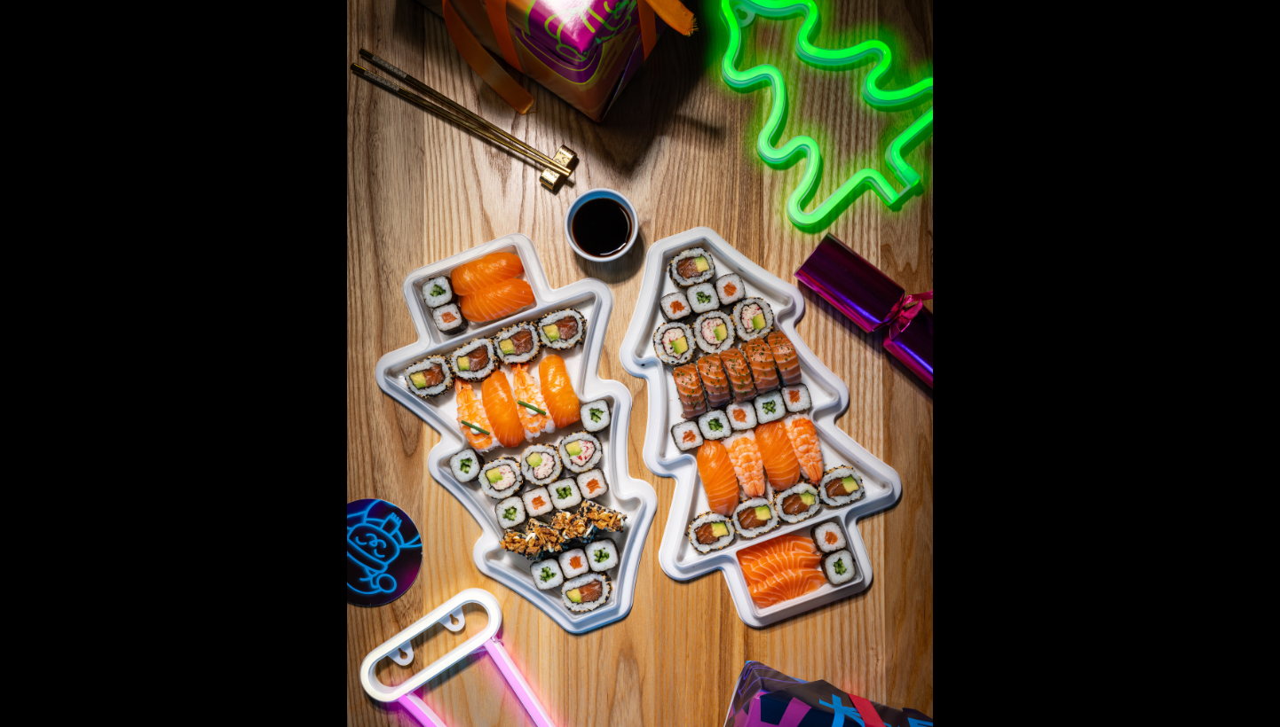 xmas tree platter kiosk 